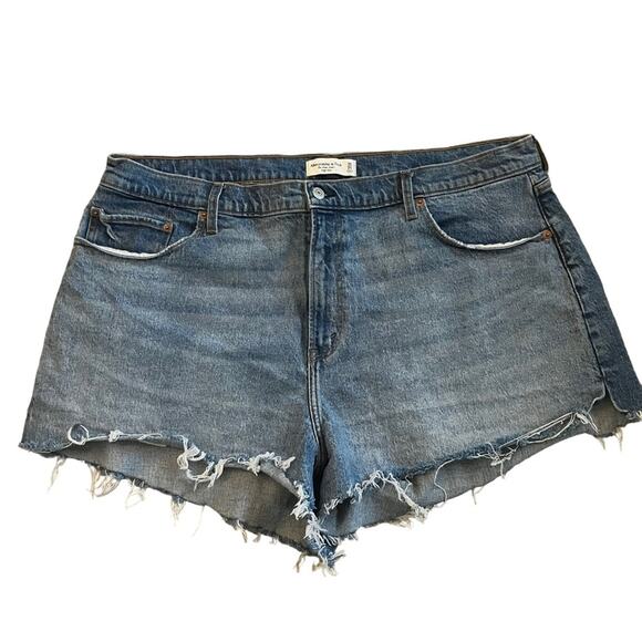 Abercrombie & Fitch The Mom Short High Rise Denim Jean Medium Wash Plus Size 20 - Picture 1 of 6